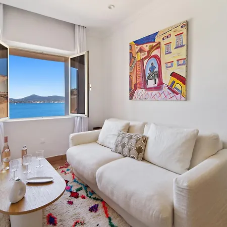 With Sea View In St Tropez - La Ponche Apartment Saint-Tropez